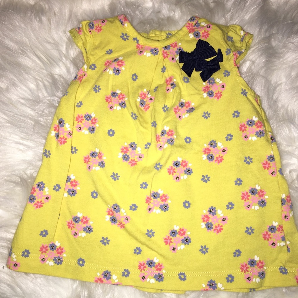Baby Girl 0-3 mo Yellow Flower Top by Carter’s✨